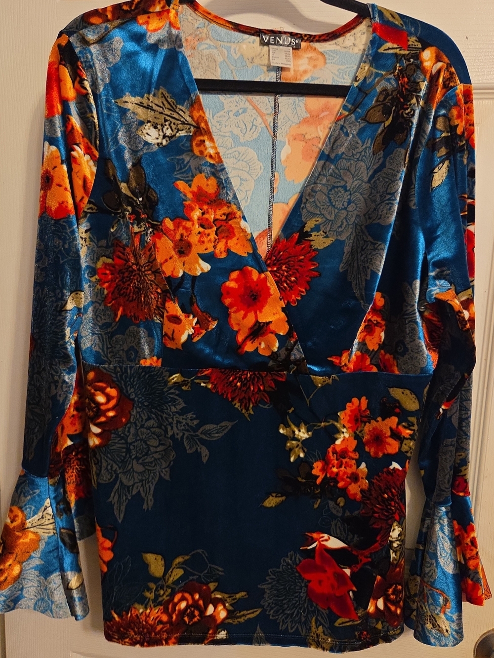 VENUS Blue Floral Velvet Blouse XL